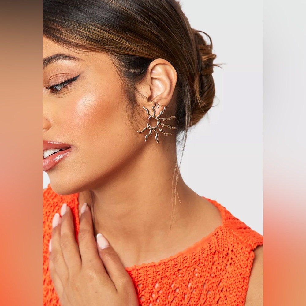[✨3for$38] New Boho Sun Burst Stud Earrings